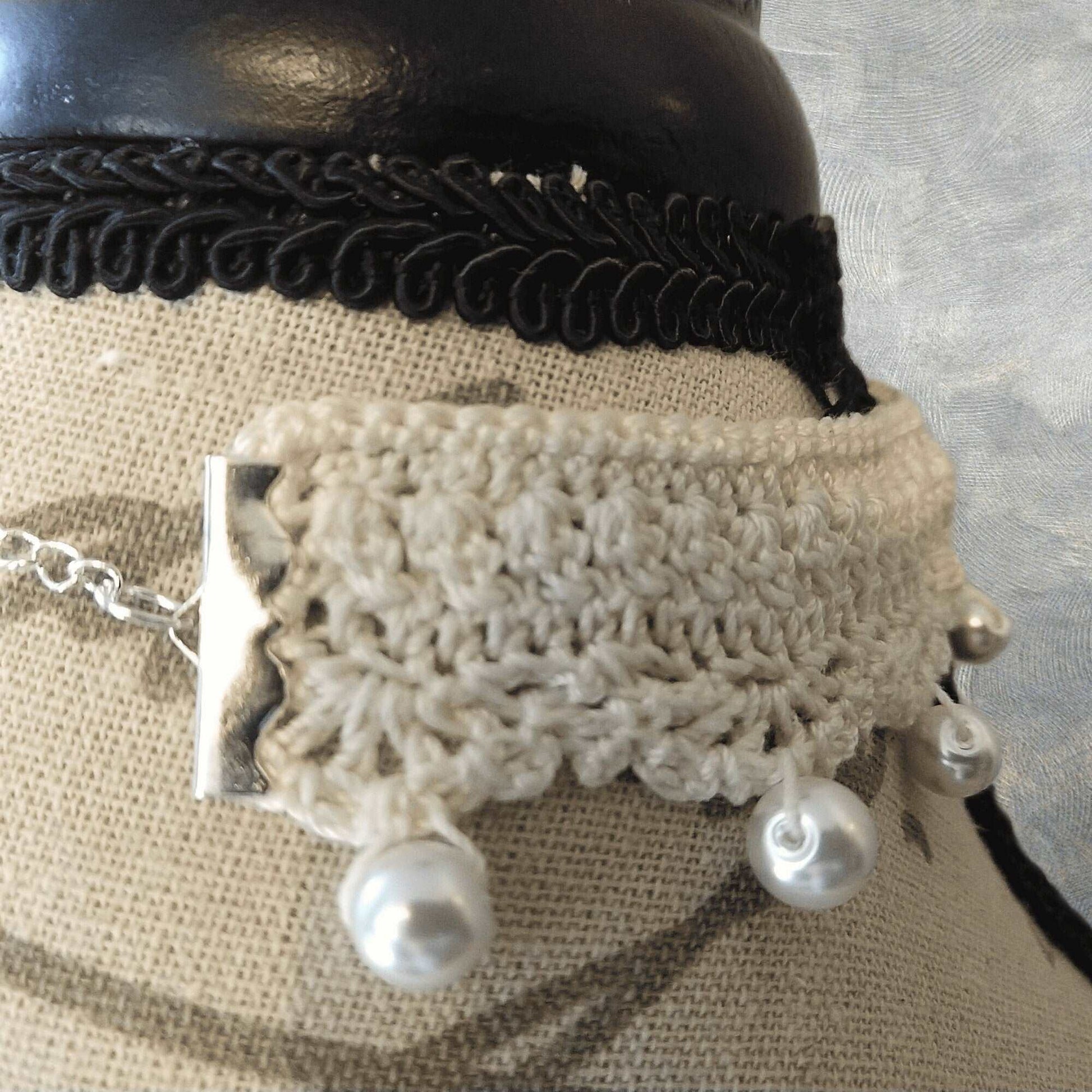 Ivory Bead Choker Necklace
