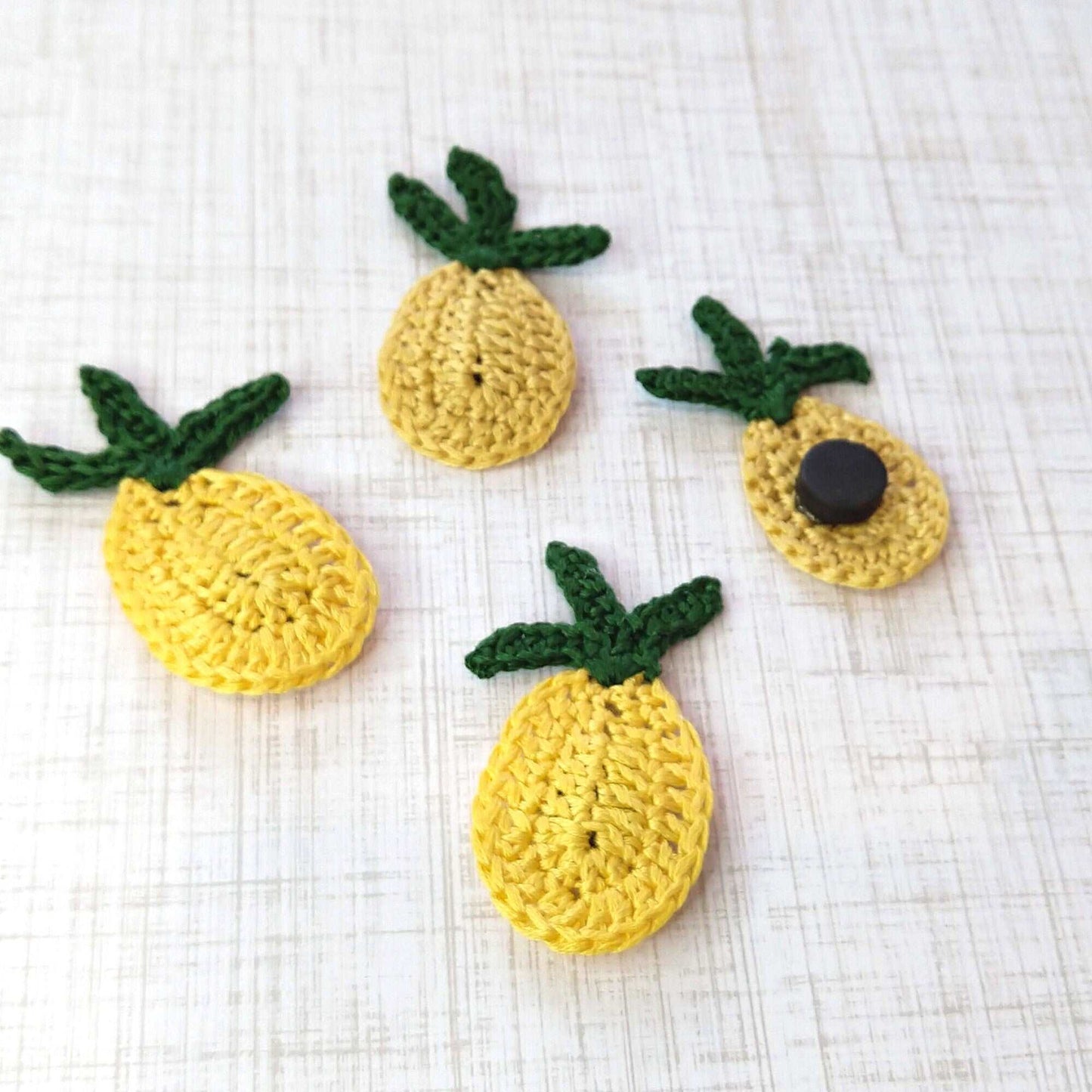 Pineapple Magnet