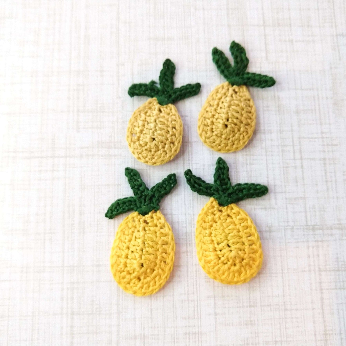 Pineapple Magnet